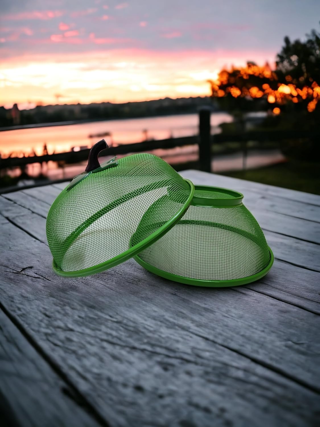 Fruit Basket with Lid Net Cover Steel Big Size for Dinning Kitchen Home Apple Shape Net Cover Protective Fruits Vegetables Food Storage Basket Strainer Kitchen Accessories (Green)
