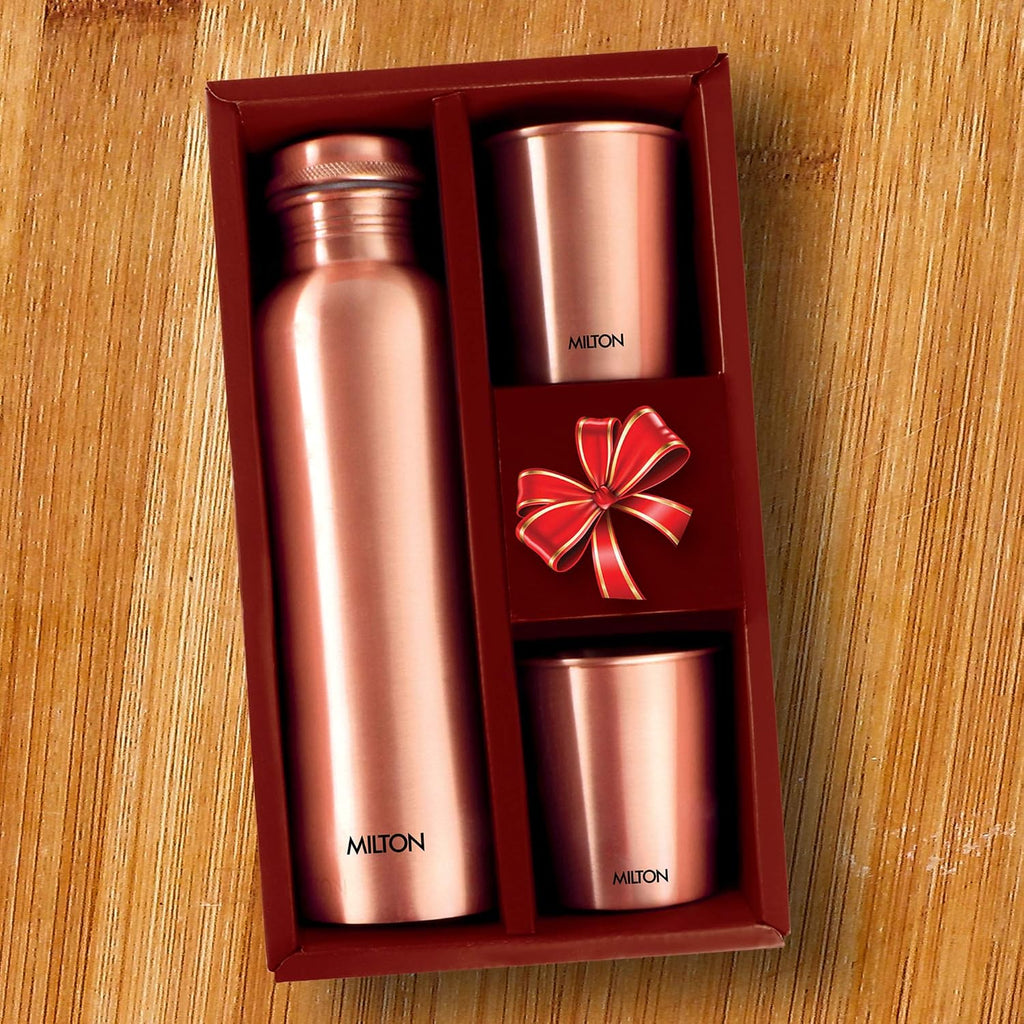 MILTON Copperas Gift Set of 2 bottles, 950ml with 2 pc Tumbler, 100% Pure Copper, BPA Free, Leak Proof, Office Bottle, Boosts Immunity, Supports Digestive & Liver Health, Ayurveda Inspired