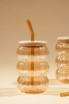 Amber Glass Tumbler with Lid & Straw – Stylish Ribbed Glass Drinking Cup for Juice, Water, Iced Tea, Coffee & Cold Beverages